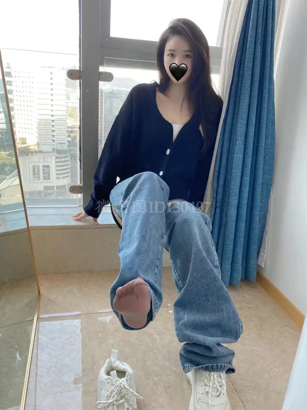 时尚牛仔裤里丝 - 小九九